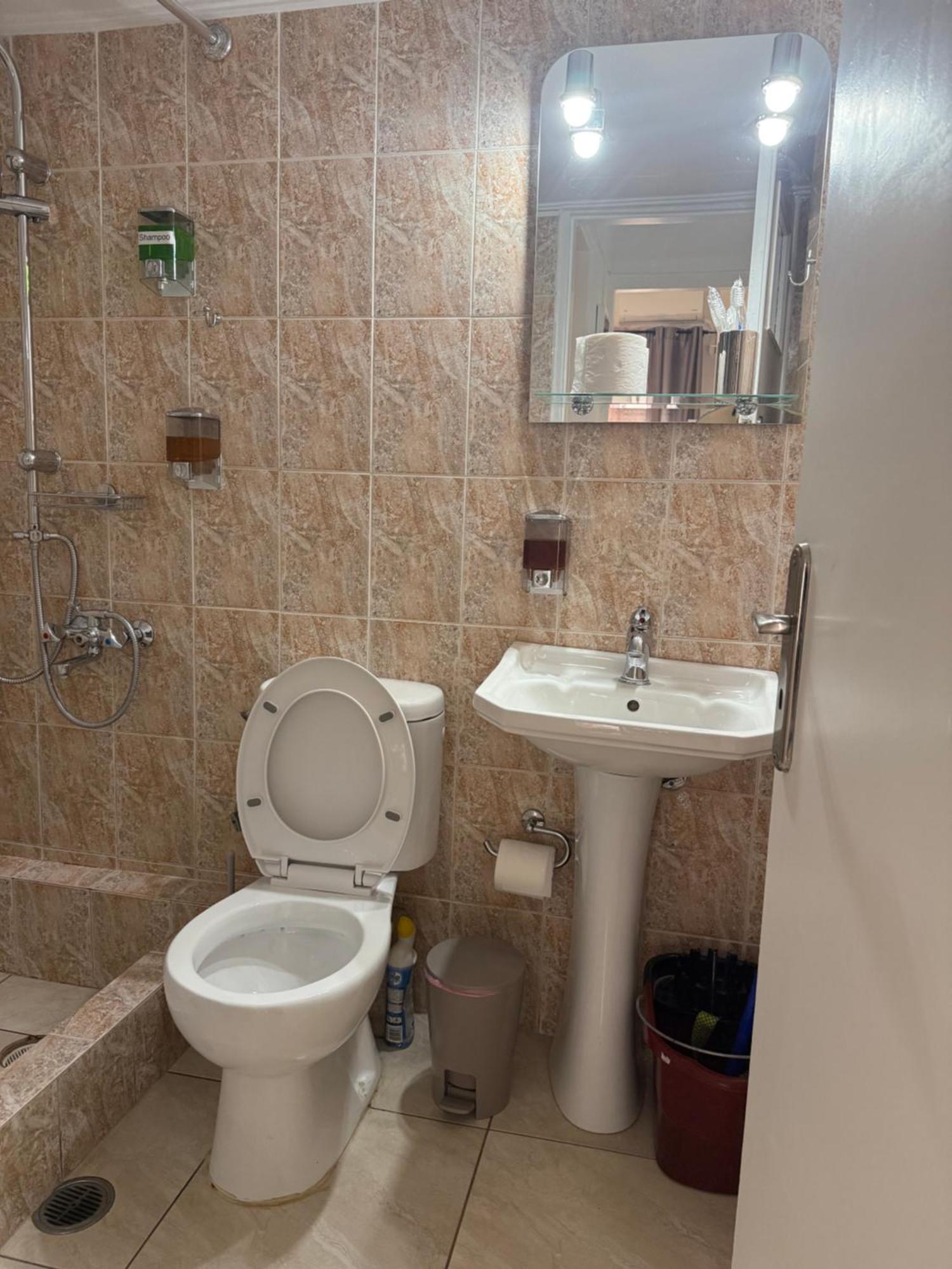 Pagrati Apartment Διαμέρισμα Παγκράτι Афіни Екстер'єр фото